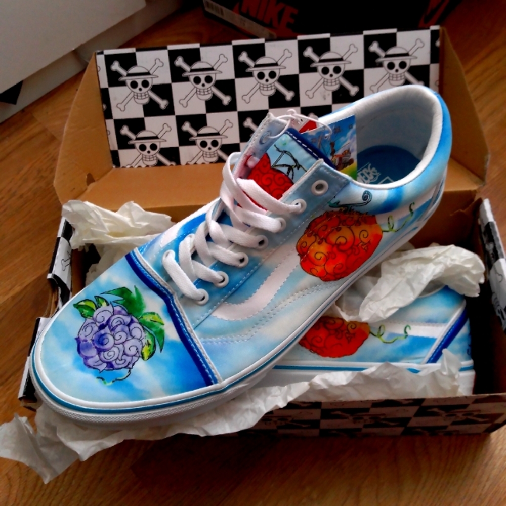 Vans X One Piece.